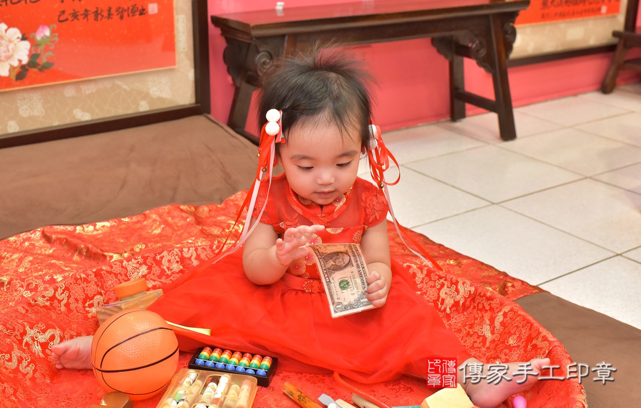 北區賴寶寶古禮抓周：周歲抓周活動和儀式，一切圓滿。照片5