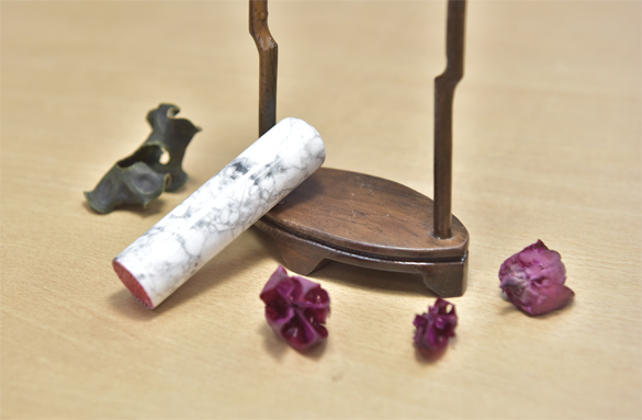 全手工噴砂印章:白松石開運印章實際成品、印章作品分享、白松石印章材質介紹。(銀行印鑑,一圓一方),傳家印章新竹店。2020.12.28 全手工噴砂印章:白松石開運印章實際成品、印章作品分享、白松石印章材質介紹。(銀行印鑑,一圓一方),傳家印章新竹店。2020.12.28