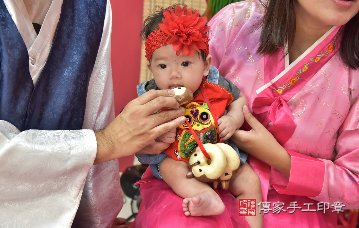 新竹市香山區周寶寶古禮收涎祝福活動。2020.10.14 照片17