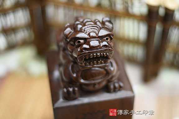 電腦刻:黑檀木廟章、神明印章實際成品、印章作品分享、黑檀木印章材質介紹。(神明印章,廟章),傳家印章桃園店。2021.01.19 電腦刻:黑檀木廟章、神明印章實際成品、印章作品分享、黑檀木印章材質介紹。(神明印章,廟章),傳家印章桃園店。2021.01.19