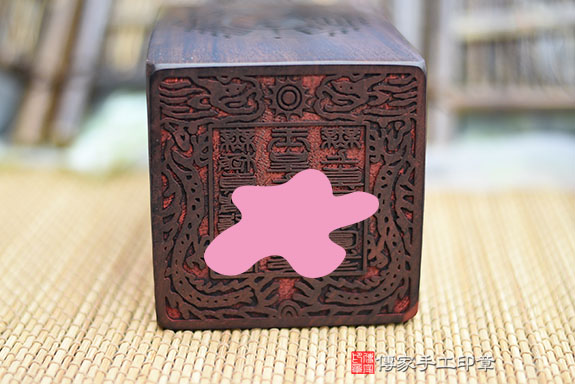 電腦刻:黑檀木廟章、神明印章實際成品、印章作品分享、黑檀木印章材質介紹。(神明印章,廟章),傳家印章桃園店。2021.01.19 電腦刻:黑檀木廟章、神明印章實際成品、印章作品分享、黑檀木印章材質介紹。(神明印章,廟章),傳家印章桃園店。2021.01.19
