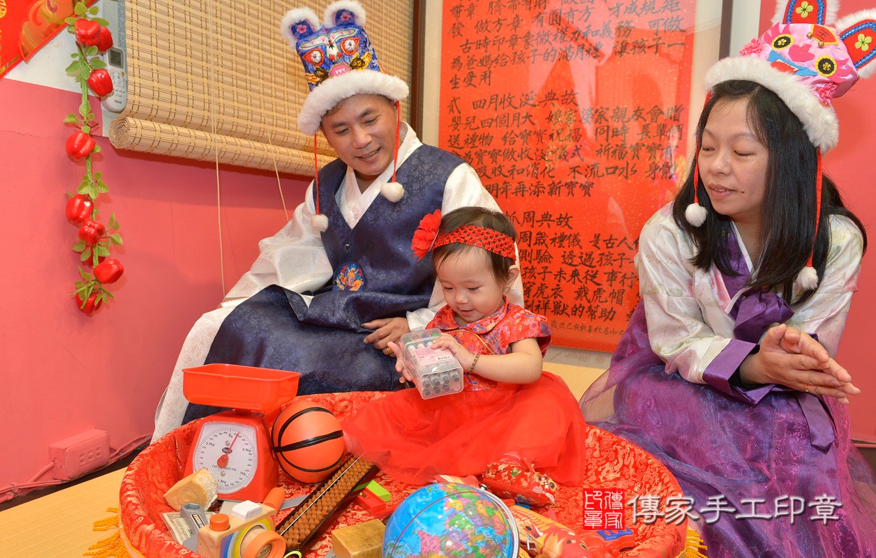 永和區李寶寶古禮抓周：周歲抓周活動和儀式，一切圓滿。照片5