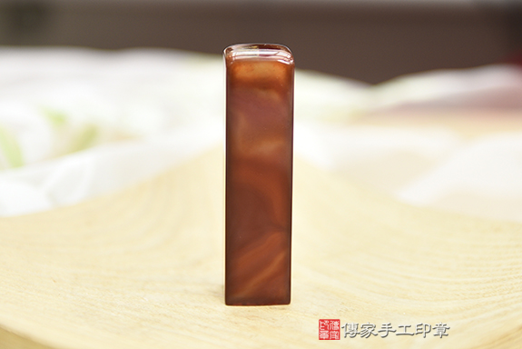 全手工噴砂印章:紅瑪瑙臍帶章實際成品、印章作品分享、紅瑪瑙印章材質介紹。(臍帶印章、肚臍章、肚臍印章,胎毛印章,一圓一方)傳家手工印章新竹店。2021.02.09 全手工噴砂印章:紅瑪瑙臍帶章實際成品、印章作品分享、紅瑪瑙印章材質介紹。(臍帶印章、肚臍章、肚臍印章,胎毛印章,一圓一方)傳家手工印章新竹店。2021.02.09