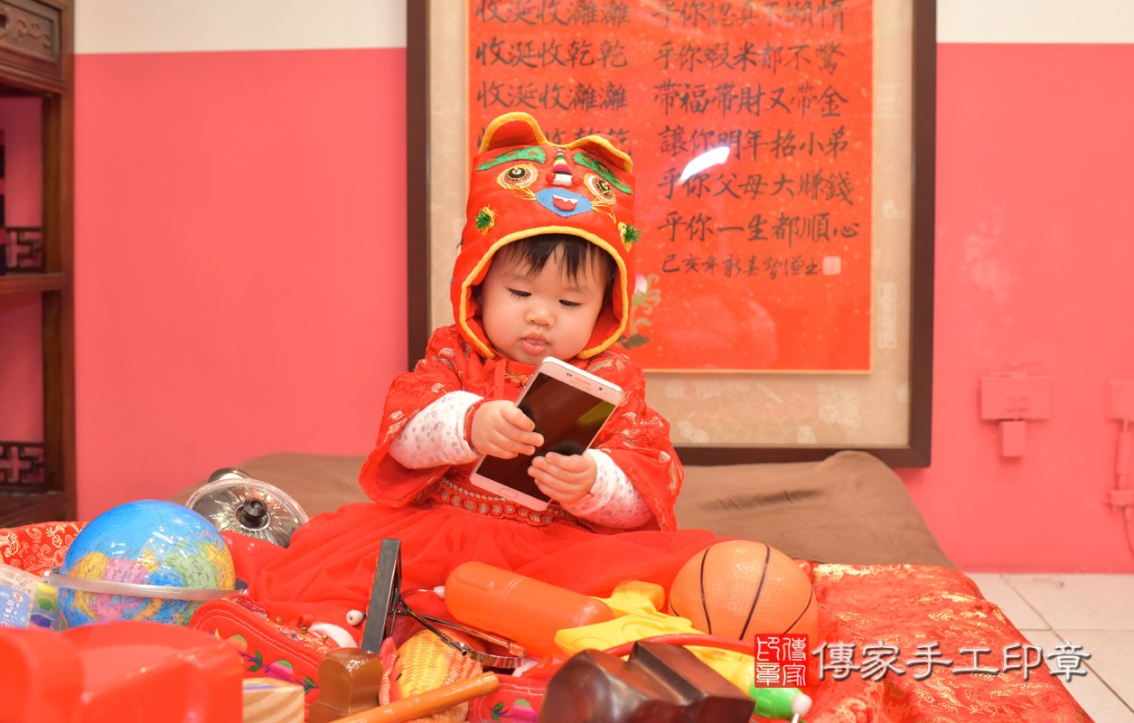 北區劉寶寶古禮抓周：周歲抓周活動和儀式，一切圓滿。照片1