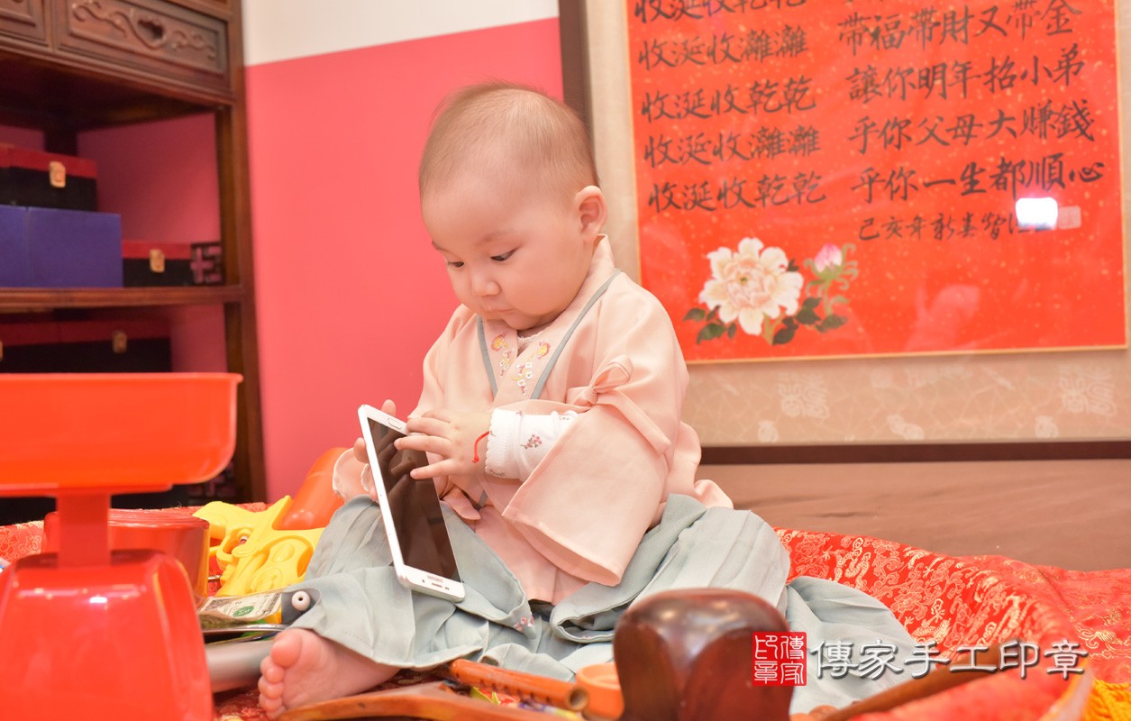 北區王寶寶古禮抓周：周歲抓周活動和儀式，一切圓滿。照片4
