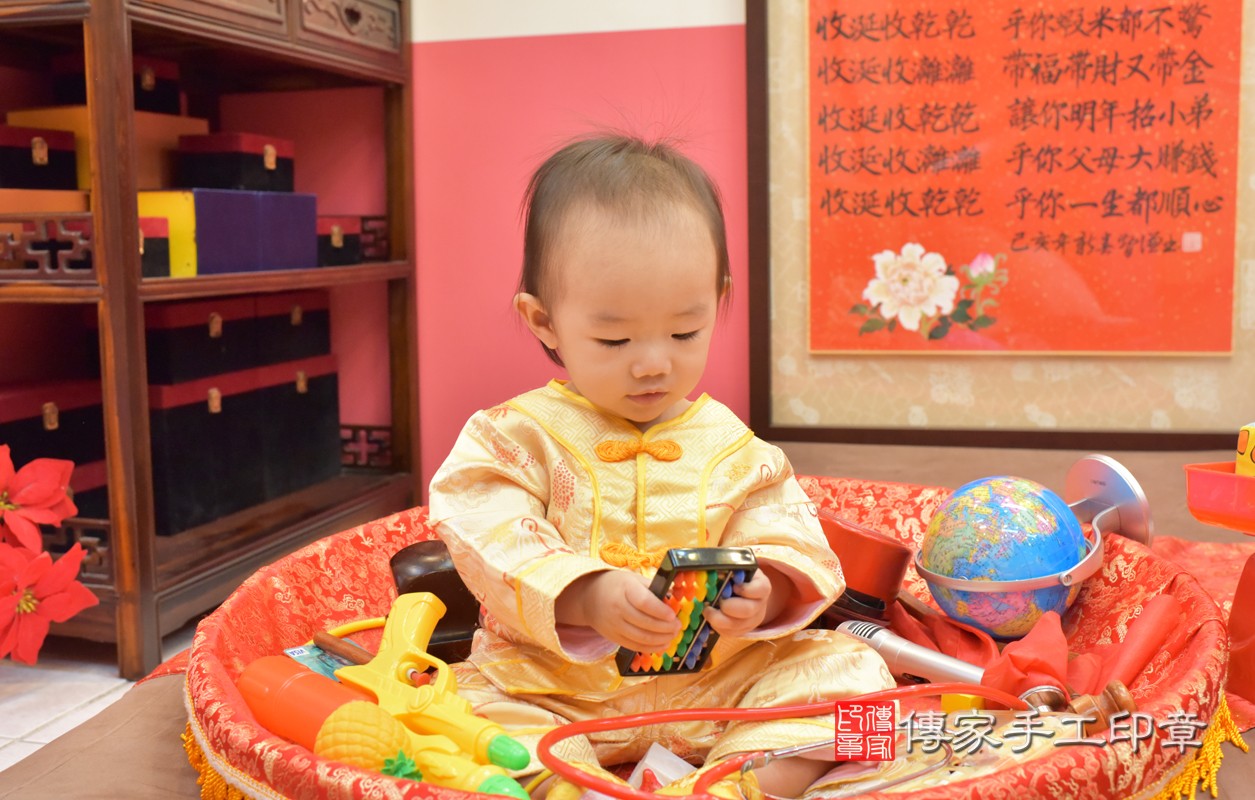 北區蘇寶寶古禮抓周：周歲抓周活動和儀式，一切圓滿。照片3