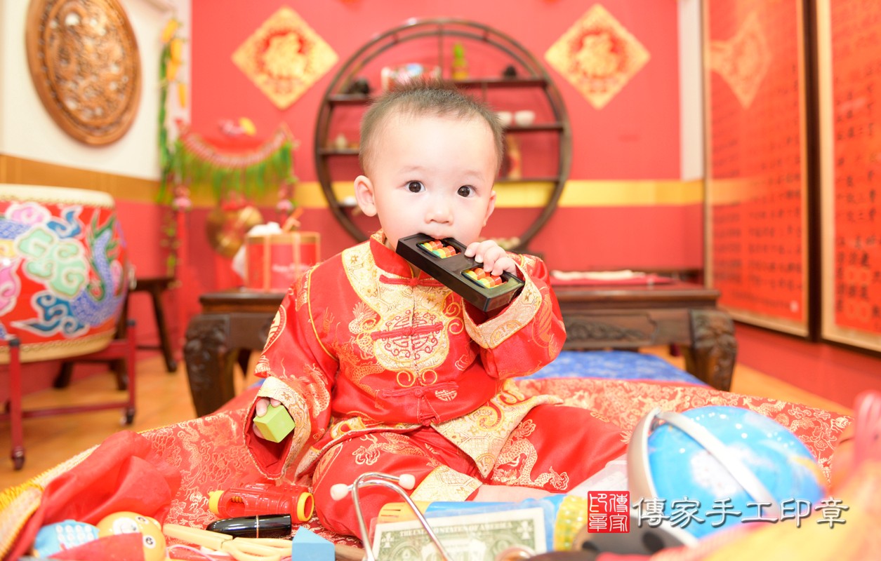 桃園市八德區江寶寶抓周