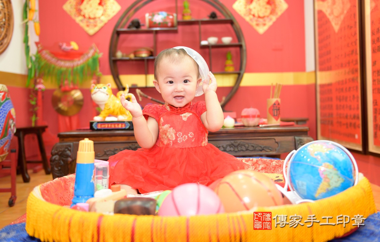 今天桃園市楊梅區張寶寶周歲抓周活動和儀式，一切圓滿。