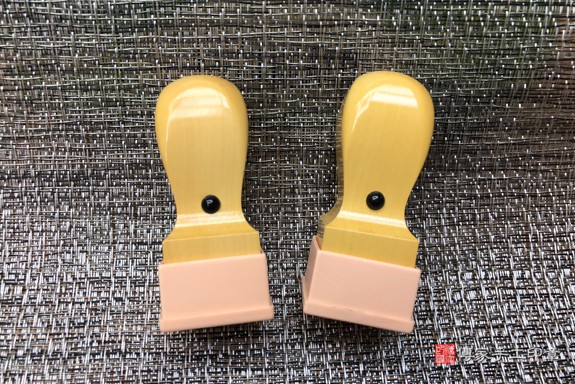 電腦刻印印章:木質便章公司大小印章實際成品、木質便章印章材質介紹。(公司章、公司印章、負責人印章,一圓一方)傳家印章台中店。2021.07.27照片74272984844.jpg