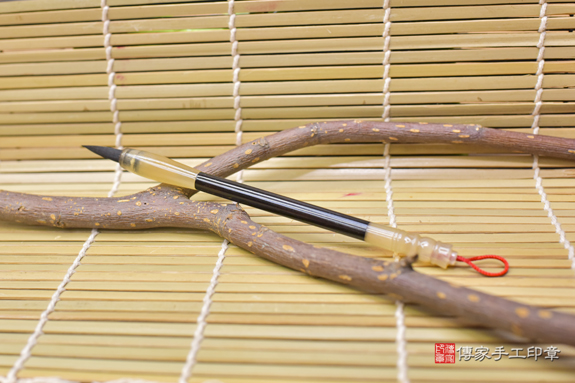 全手工打造寶寶胎毛筆實際成品(筆桿材質:小赤造型,款式:袖珍胎毛筆,一枝獨秀,數量1隻)、胎毛筆作品分享、胎毛筆介紹。傳家印章台中店。2021.08.190465640308268.jpg