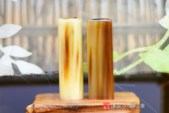 電腦刻印章:赤牛角臍帶章實際成品、印章作品分享、赤牛角印章材質介紹。(臍帶印章、肚臍章、肚臍印章,胎毛印章,一圓一方)傳家手工印章桃園店。2021.09.24 電腦刻印章:赤牛角臍帶章實際成品、印章作品分享、赤牛角印章材質介紹。(臍帶印章、肚臍章、肚臍印章,胎毛印章,一圓一方)傳家手工印章桃園店。2021.09.24
