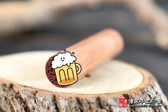 電腦刻印印章:玫瑰紅檀木臍帶章印章實際成品、印章作品分享、玫瑰紅檀木印章材質介紹。(臍帶印章、肚臍章、肚臍印章,胎毛印章,一圓一方)傳家手工印章高雄店2022.01.19 電腦刻印印章:玫瑰紅檀木臍帶章印章實際成品、印章作品分享、玫瑰紅檀木印章材質介紹。(臍帶印章、肚臍章、肚臍印章,胎毛印章,一圓一方)傳家手工印章高雄店2022.01.19