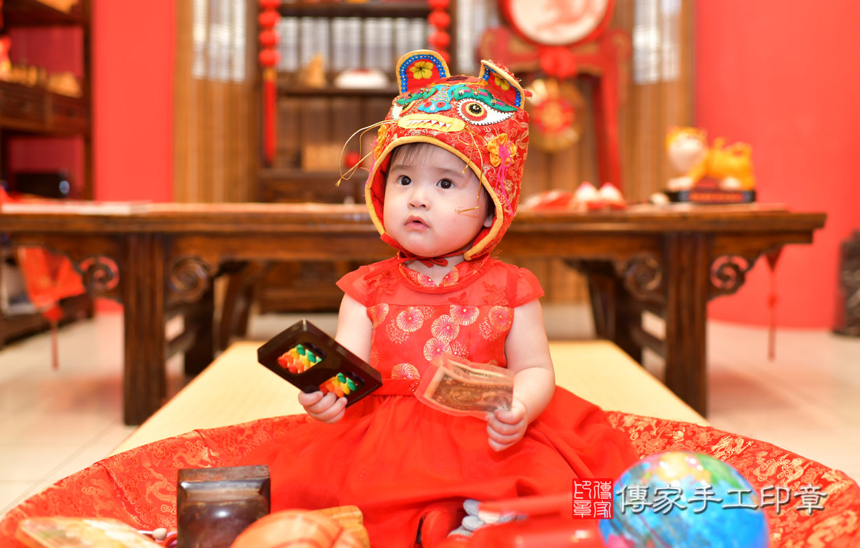 鳳山區張簡寶寶周歲抓周活動和儀式，一切圓滿。