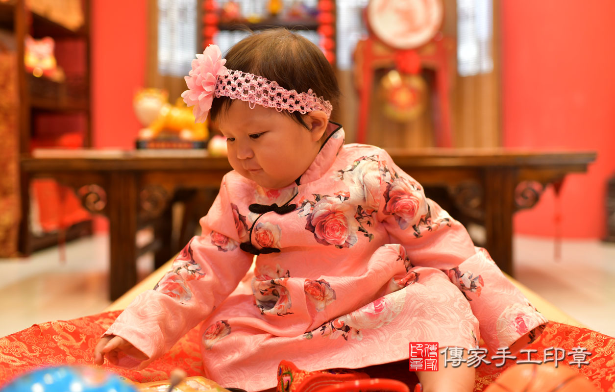 鳳山區吳寶寶周歲抓周活動和儀式，一切圓滿。