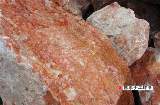 東菱玉當作開運印章,可吸引好友相伴,貴人提攜相助。亦主正財,可化解可安情緒,帶來正面思想能量,穩定人們的情緒。傳家印章桃園店。2022.07.28 東菱玉當作開運印章,可吸引好友相伴,貴人提攜相助。亦主正財,可化解可安情緒,帶來正面思想能量,穩定人們的情緒。傳家印章桃園店。2022.07.28