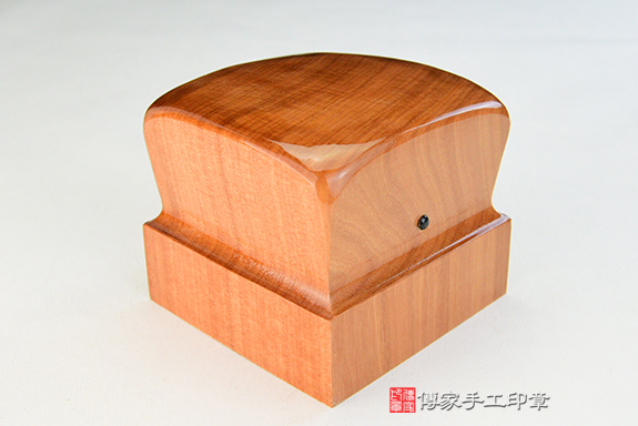 傳家手工印章實際成品:頂級越南桃木官帽造型:廟章、神明印章、大印章4 傳家手工印章實際成品:頂級越南桃木官帽造型:廟章、神明印章、大印章4