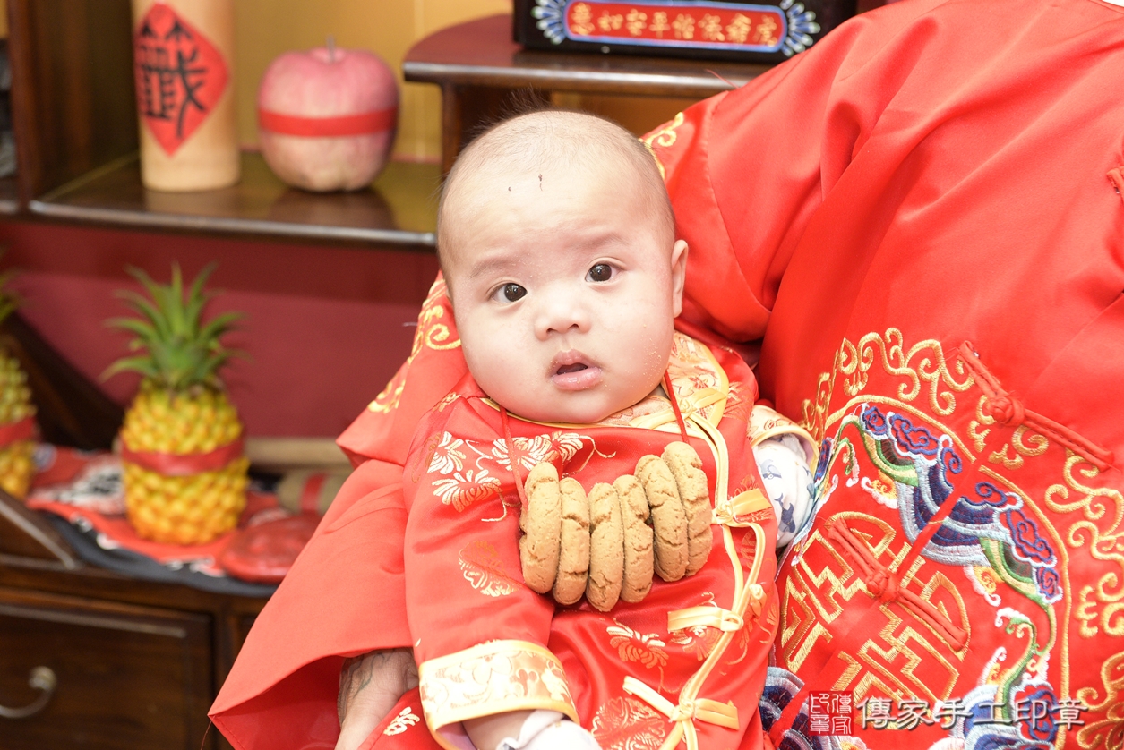 桃園市八德區楊寶寶古禮收涎祝福活動。2022.03.25 照片1