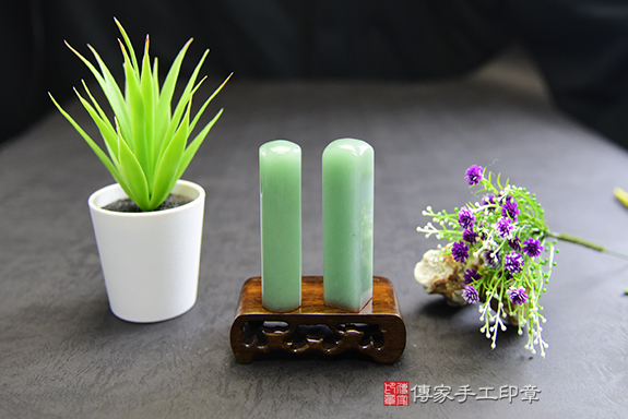 『出奇制勝的靈感-生命之石』 手鐲料東菱玉印鑑章　傳家手工印章－台南店111.11.26