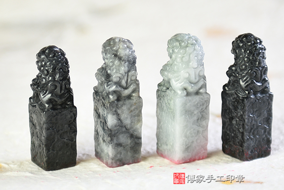 專業代刻~代刻個人印章、代刻緬甸玉印章、代刻翡翠印章、翡翠材質介紹、翡翠成品分享(傳家意章台南店112.3.3)