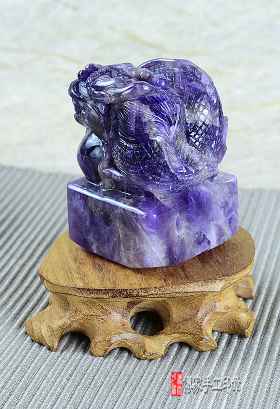 頂級烏拉圭紫水晶雕龍印章:廟章、神明印章、大印章 頂級烏拉圭紫水晶雕龍印章:廟章、神明印章、大印章