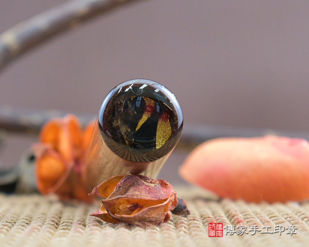 紅雪檀木臍帶章.紅雪檀木公司大小章、紅雪檀木銀行印鑑、紅雪檀木印鑑、紅雪檀木肚臍章、紅雪檀木胎毛印章(傳家印章桃園店112.10.11)