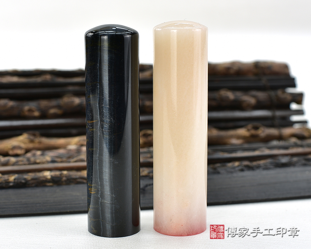 低調沉穩藍虎眼石.暖心粉紅彩虹玉~個人印鑑章 開運印章 公司章 負責人印章 負責人印鑑 臍帶印章-傳家手工印章 台北店112.10.19 低調沉穩藍虎眼石.暖心粉紅彩虹玉~個人印鑑章 開運印章 公司章 負責人印章 負責人印鑑 臍帶印章-傳家手工印章 台北店112.10.19