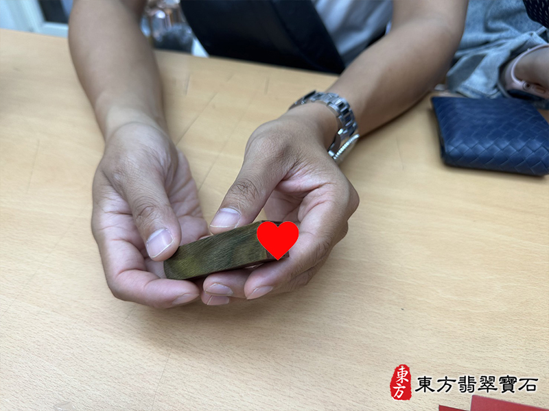 顧客滿意推薦開運個人印章-台中市北區-洪先生。印章材質：電刻綠檀木。112.10.12