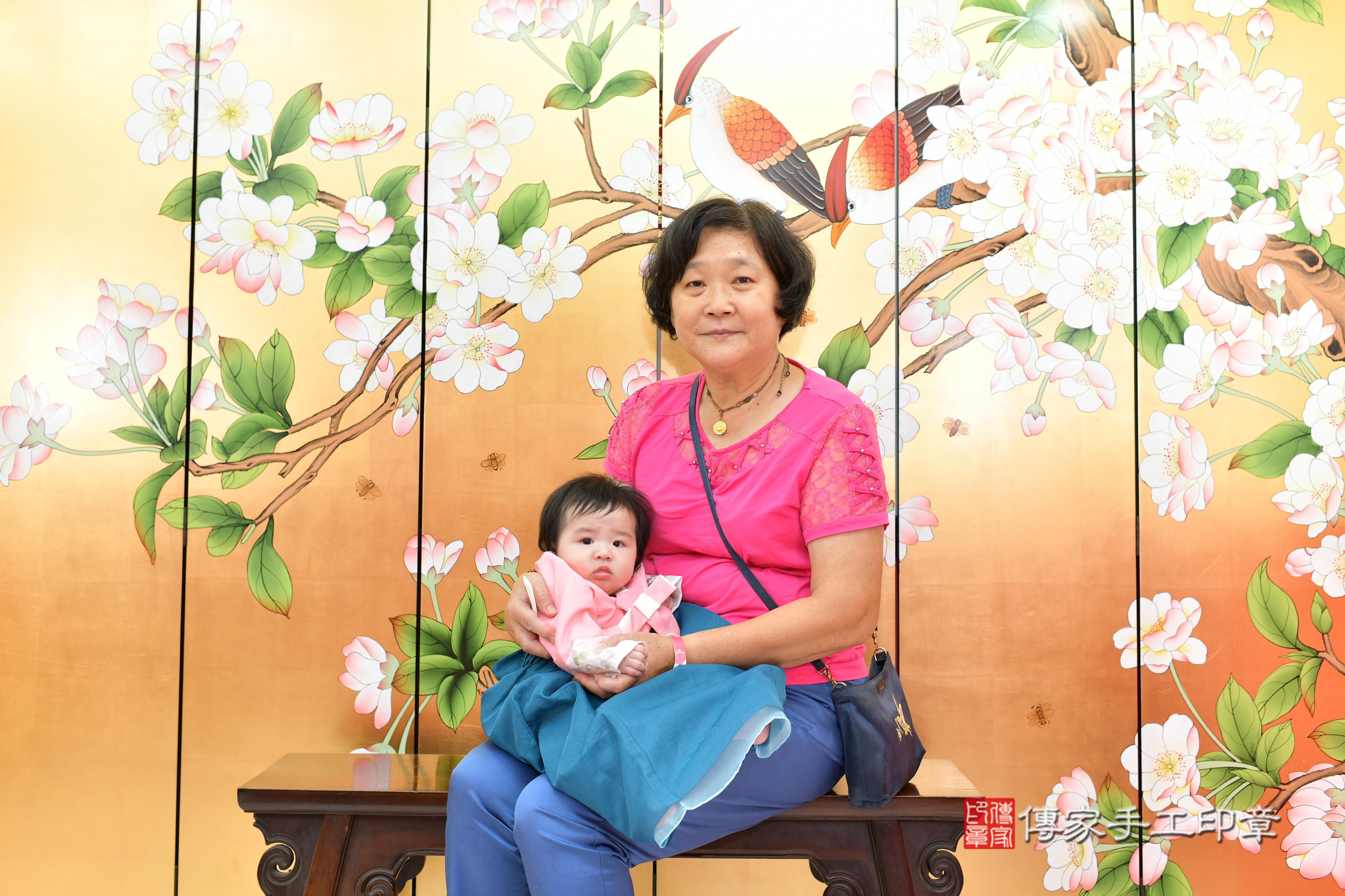 台中市北區林寶寶收涎推薦：傳家台中店收涎中國風會場，嬰兒古禮收涎收口水流程儀式、收涎吉祥話、收涎餅乾、收涎拍照。收涎證書。2023.10.30