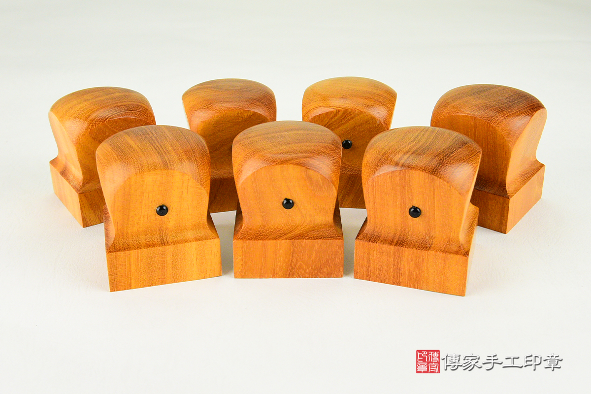 廟章訂做的工藝-各種材質皆可訂製-傳家手工印章 高雄店112.11.15 廟章訂做的工藝-各種材質皆可訂製-傳家手工印章 高雄店112.11.15