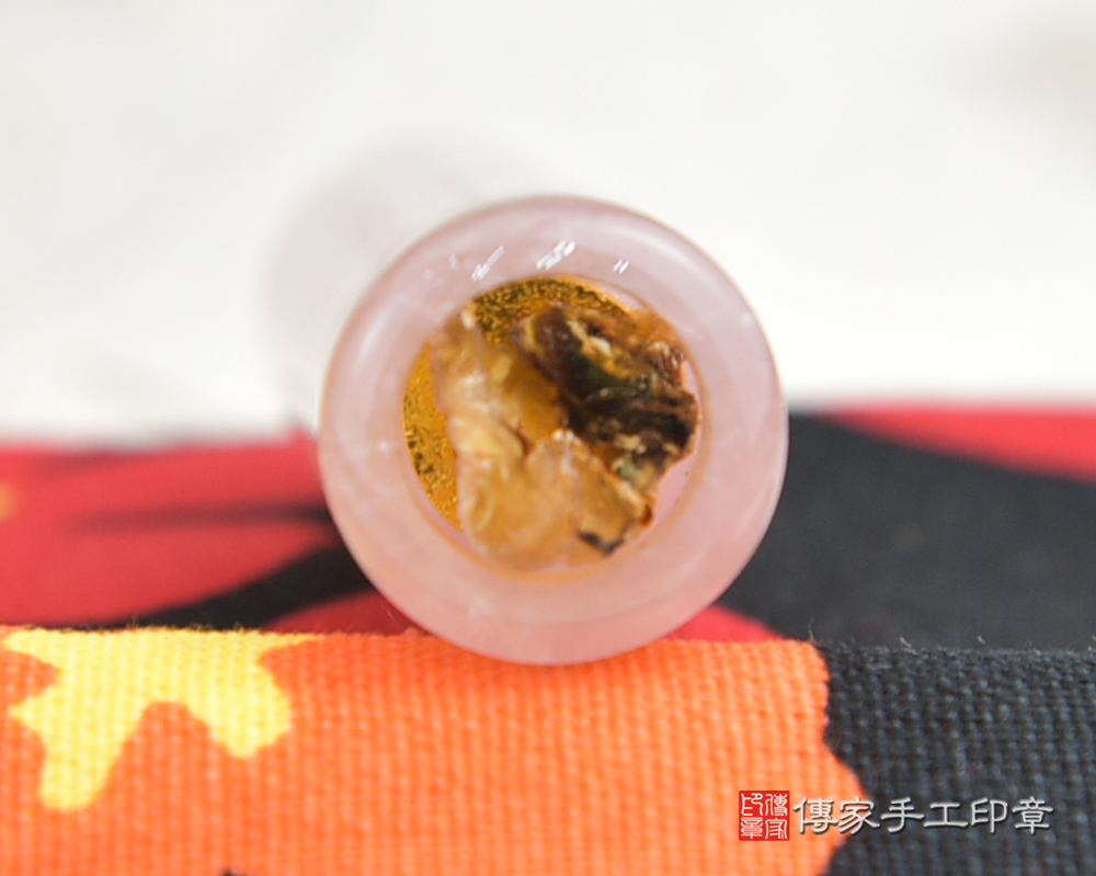 紅粉桃花   粉嫩粉嫩的粉晶 粉嫩的粉晶臍帶章傳家手工印章 桃園店 112.11.30 紅粉桃花   粉嫩粉嫩的粉晶 粉嫩的粉晶臍帶章傳家手工印章 桃園店 112.11.30