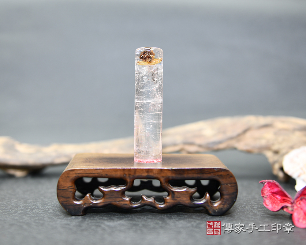 有著大地之母之稱的白水晶 傳家手工印章 新竹店 112.12.06 有著大地之母之稱的白水晶 傳家手工印章 新竹店 112.12.06