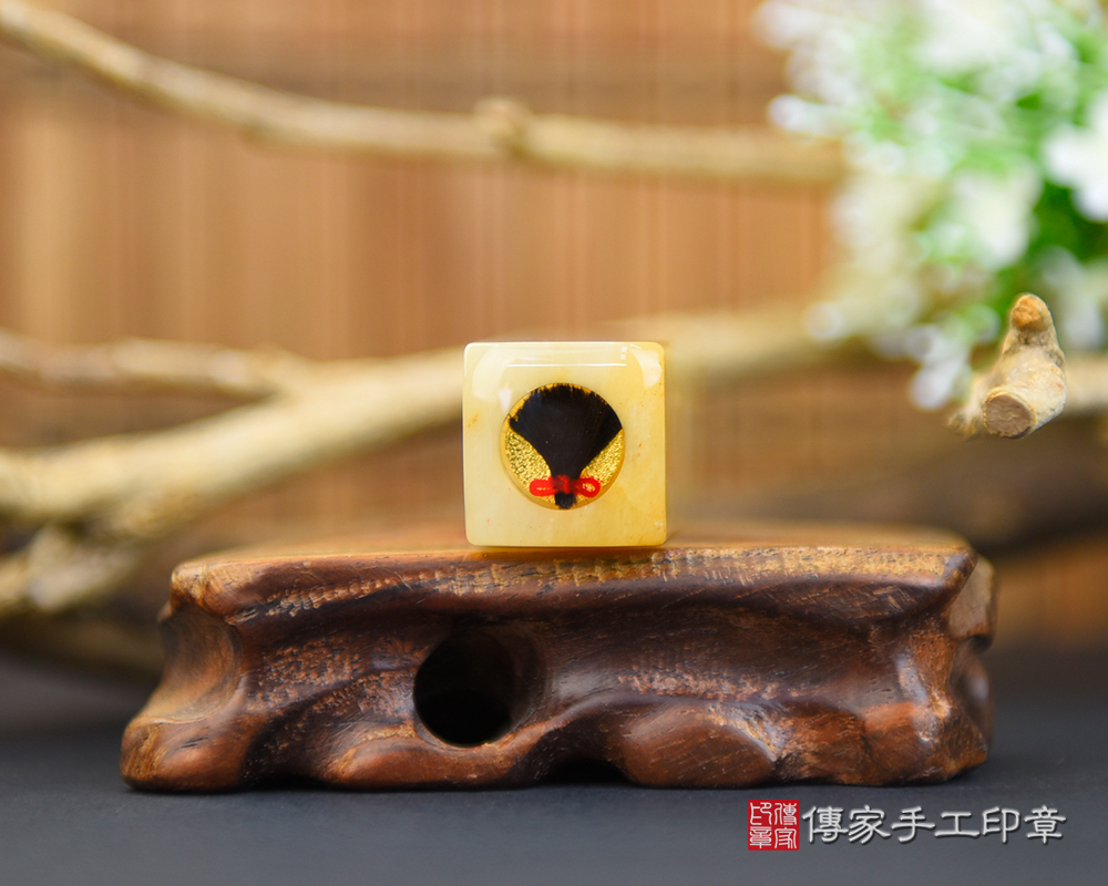招財又貴氣!(✪ω✪) 新疆黃玉胎毛印章 新疆黃玉個人開運印章、新疆黃玉、新疆黃玉開運印章、新疆黃玉印鑑(傳家印章台中店112.12.22) 招財又貴氣!(✪ω✪) 新疆黃玉胎毛印章 新疆黃玉個人開運印章、新疆黃玉、新疆黃玉開運印章、新疆黃玉印鑑(傳家印章台中店112.12.22)