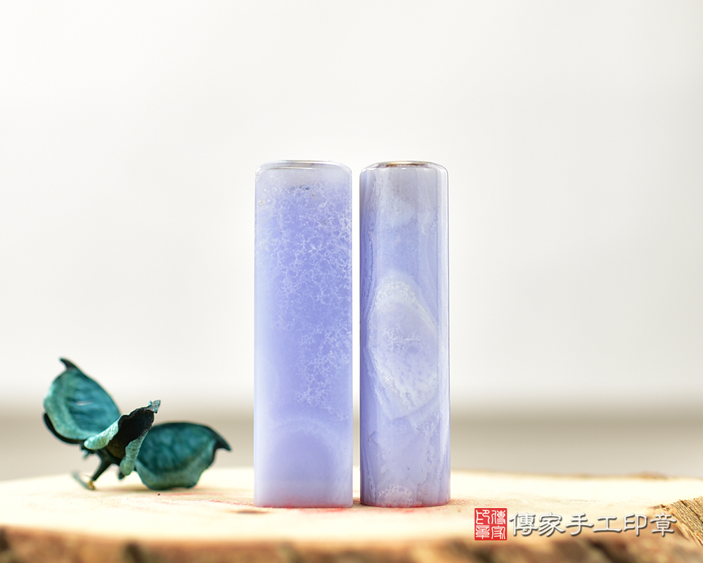 有著波浪般的紋路 藍紋玉 傳家手工印章 113.1.5 有著波浪般的紋路 藍紋玉 傳家手工印章 113.1.5