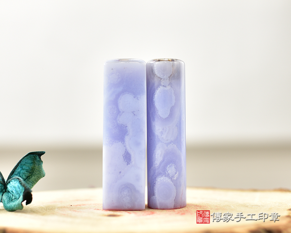 有著波浪般的紋路 藍紋玉 傳家手工印章 113.1.5 有著波浪般的紋路 藍紋玉 傳家手工印章 113.1.5