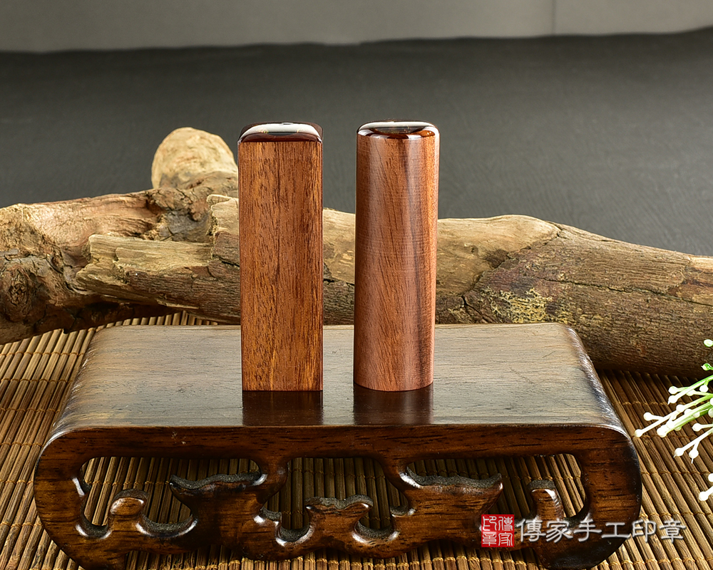 紅紫檀木 肚臍章 胎毛印章 傳家手工印章 高雄店113.3.7 紅紫檀木 肚臍章 胎毛印章 傳家手工印章 高雄店113.3.7