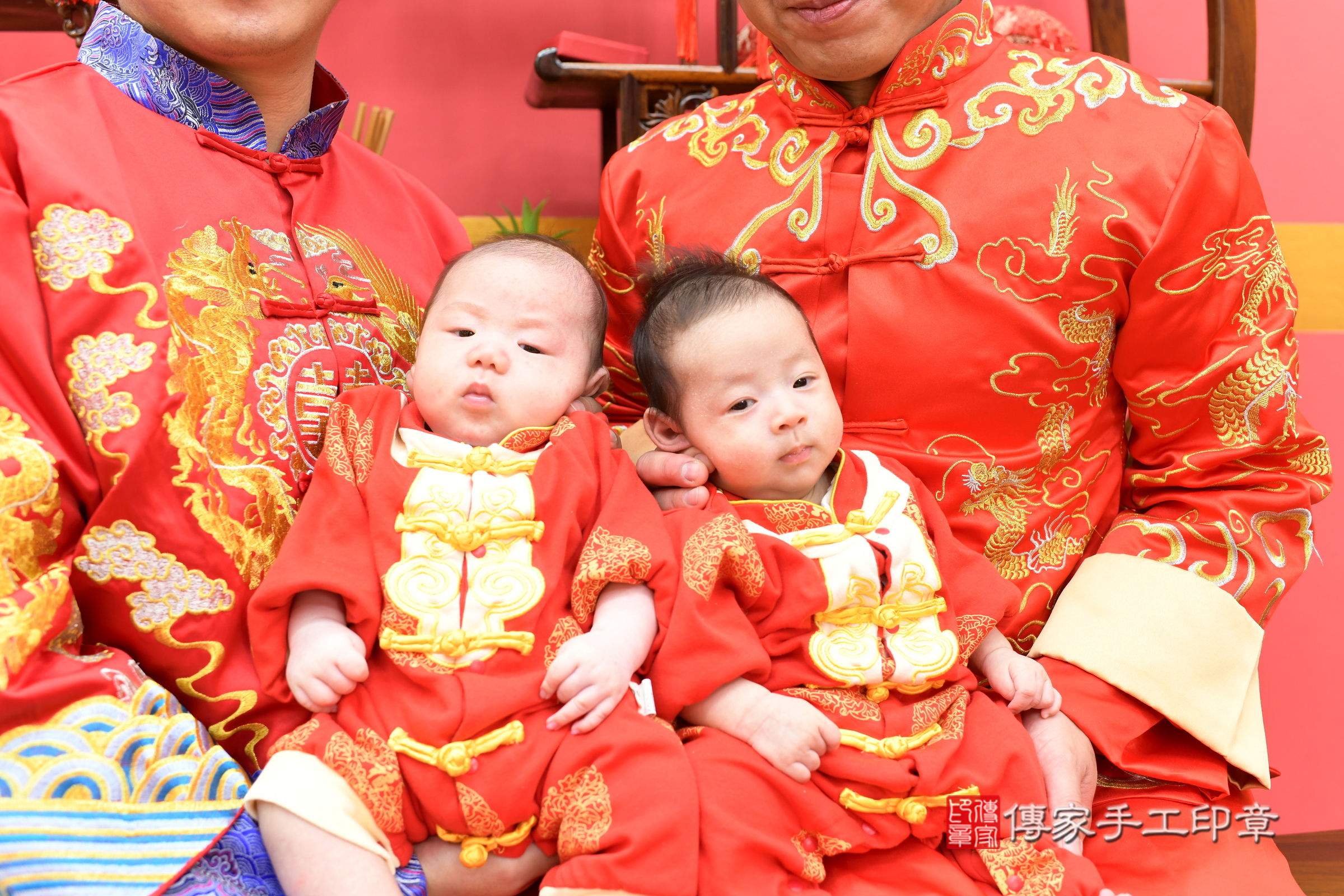 睿睿寶寶(新北市永和區嬰兒寶寶滿月剃頭理髮、嬰兒剃胎毛儀式吉祥話)。中國風會場，爸媽寶貝穿「日中韓」古裝禮服。專業拍照、證書。★購買「臍帶章、肚臍章、胎毛筆刷印章」贈送：剃頭、收涎、抓周，三選一。2024.3.30，照片7