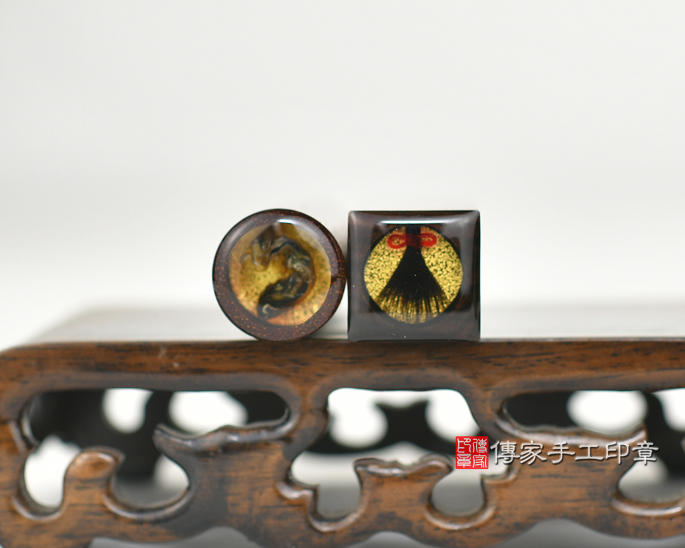 ♥♡爸爸媽媽愛的禮物♡♥ 玫瑰黑檀木、紅雪檀木臍髮印章、臍帶章、胎毛章、發財章 傳家手工印章台中店2024.05.26 ♥♡爸爸媽媽愛的禮物♡♥ 玫瑰黑檀木、紅雪檀木臍髮印章、臍帶章、胎毛章、發財章 傳家手工印章台中店2024.05.26