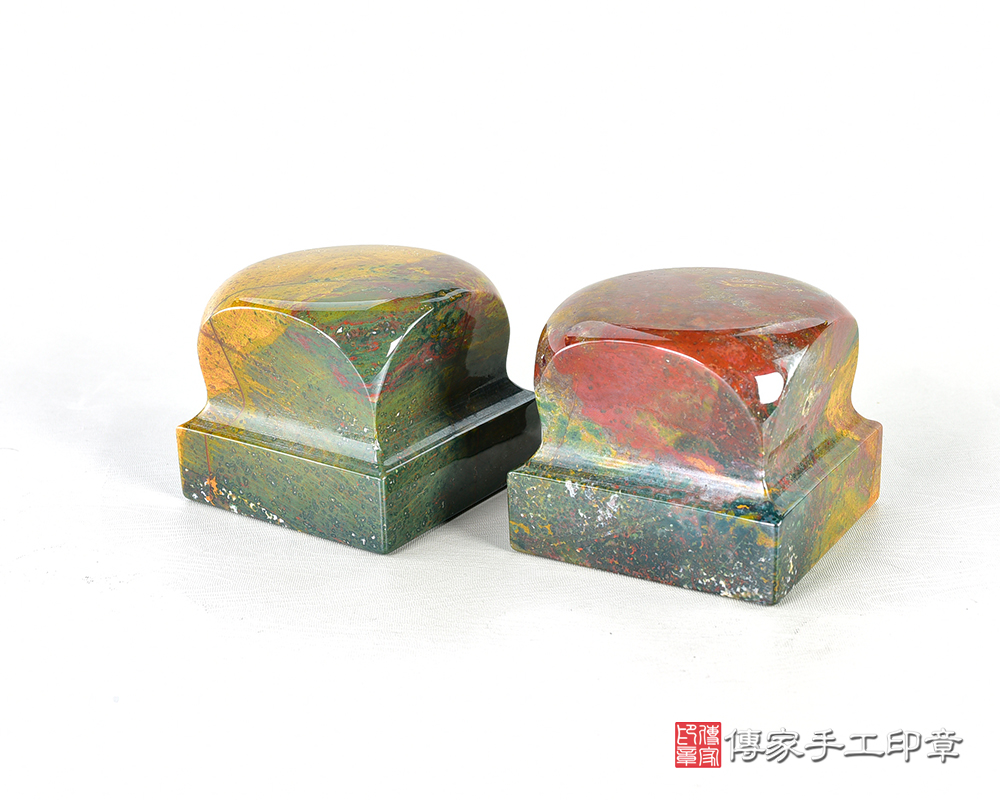頂級巴西水草玉(紅黃綠三彩):廟章、神明印章、大印章 頂級巴西水草玉(紅黃綠三彩):廟章、神明印章、大印章