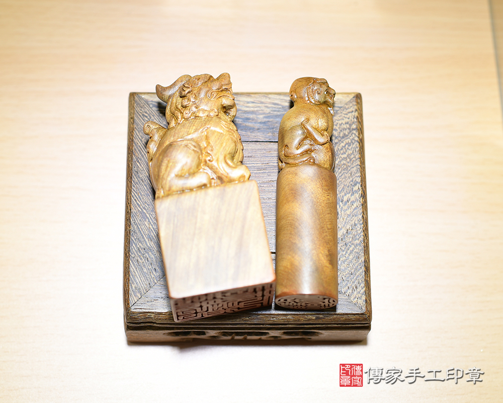 轉禍為祥的吉瑞之獸—客製化精雕貔貅 台灣肖楠木樹瘤公司大小章 傳家手工印章台南店2024.06.23 轉禍為祥的吉瑞之獸—客製化精雕貔貅 台灣肖楠木樹瘤公司大小章 傳家手工印章台南店2024.06.23