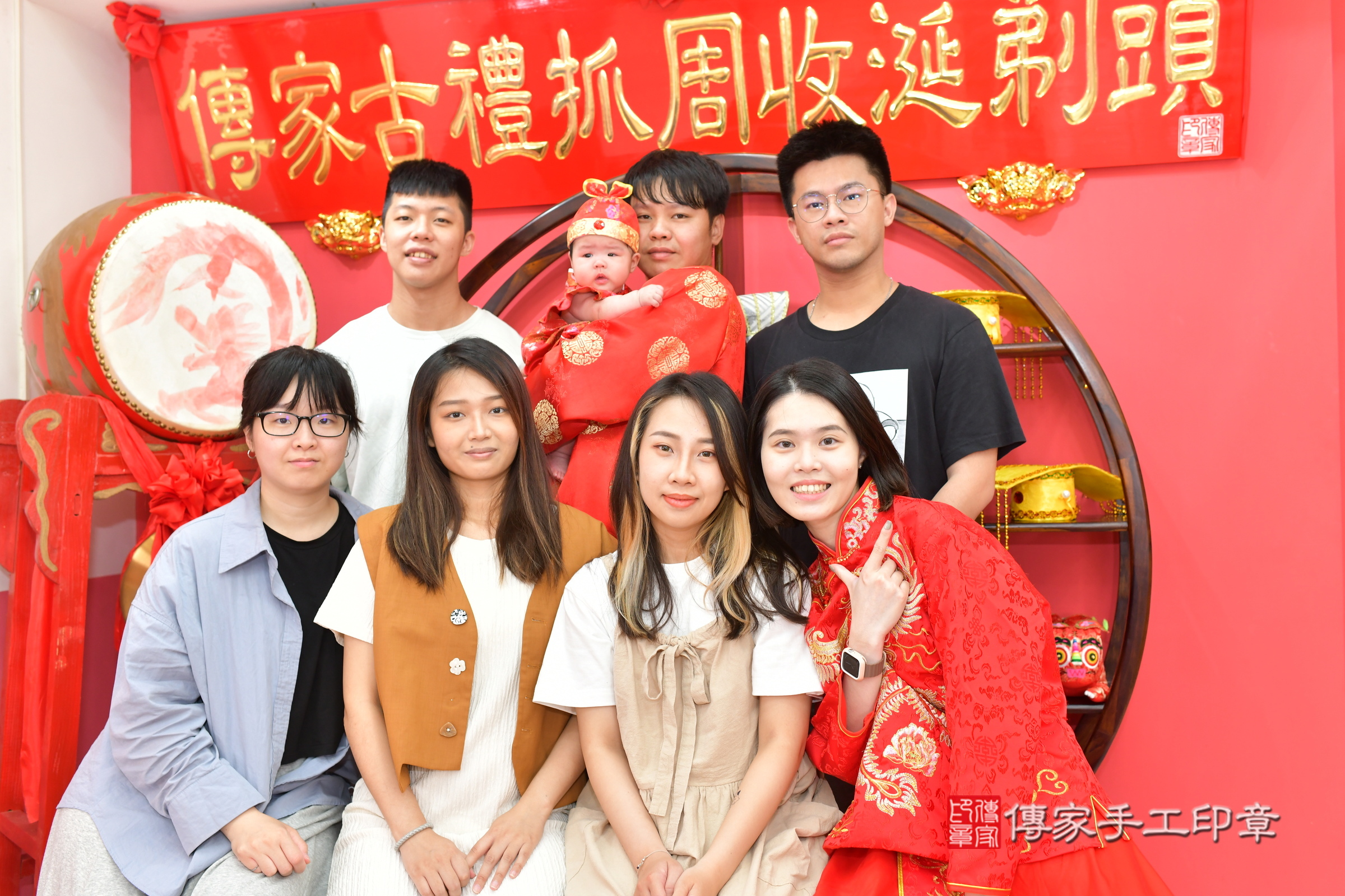 台中市北區茵茵寶寶收涎推薦：傳家台中店收涎中國風會場，嬰兒古禮收涎收口水流程儀式、收涎吉祥話、收涎餅乾、收涎拍照。收涎證書。2024.5.5，照片12