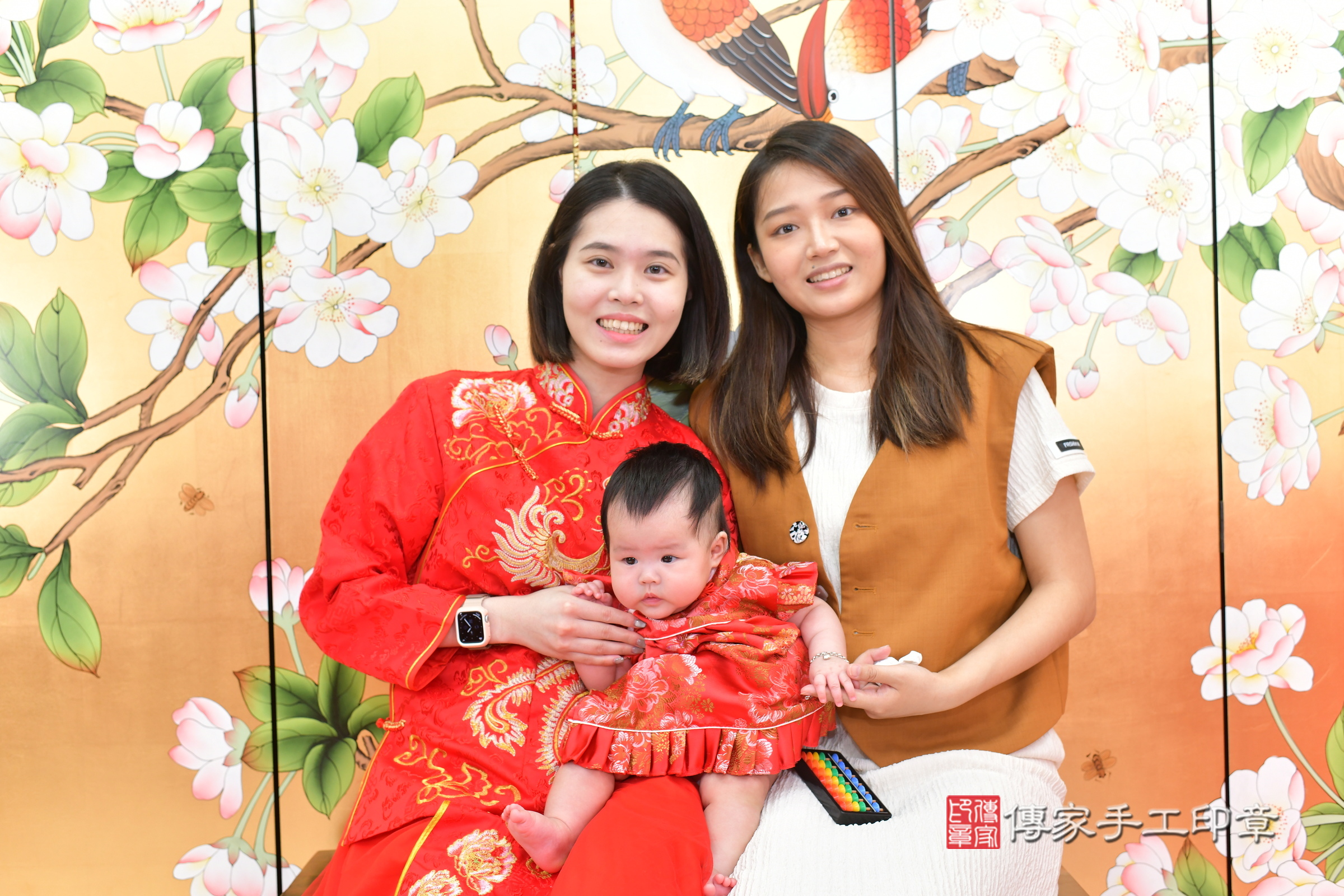 台中市北區茵茵寶寶收涎推薦：傳家台中店收涎中國風會場，嬰兒古禮收涎收口水流程儀式、收涎吉祥話、收涎餅乾、收涎拍照。收涎證書。2024.5.5，照片5
