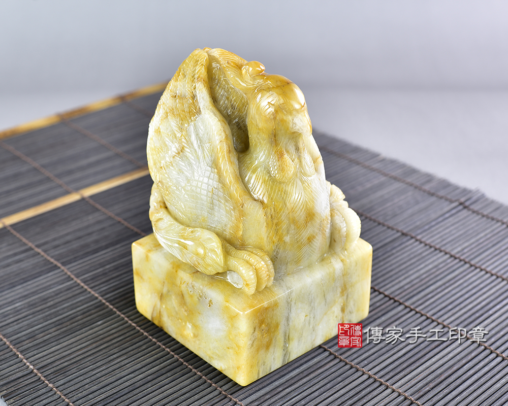 頂級新疆黃玉精雕鳳凰廟章:廟章、神明印章、大印章 頂級新疆黃玉精雕鳳凰廟章:廟章、神明印章、大印章