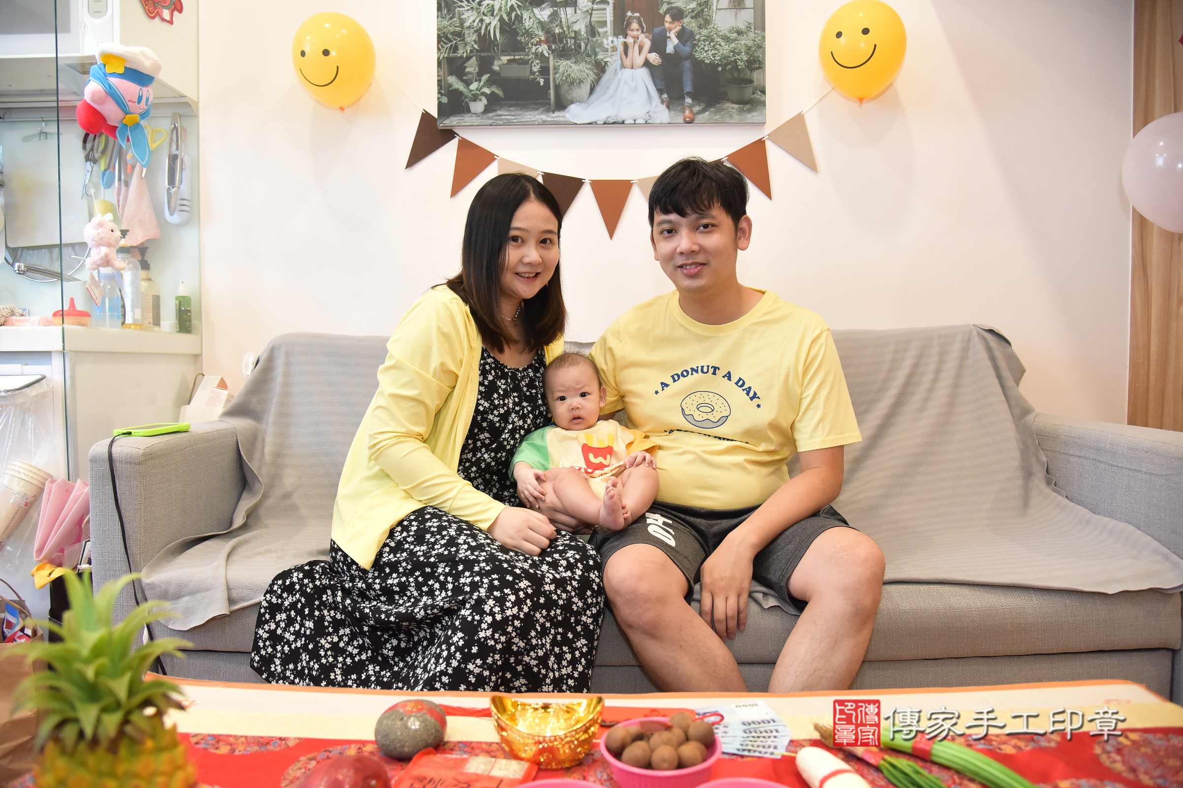 小睿寶寶(新北市新莊區到府嬰兒小睿寶寶滿月剃頭理髮、到府嬰兒剃胎毛儀式吉祥話)。到府剃頭剃胎毛主持、專業拍照、證書。★購買「臍帶章、肚臍章、胎毛筆刷印章」贈送：剃頭、收涎、抓周，三選一。2024.8.3，照片3