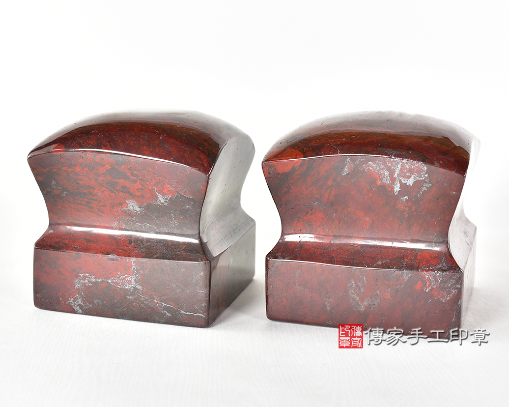 頂級中國紅礦雞血玉官帽造型:廟章、神明印章、大印章 頂級中國紅礦雞血玉官帽造型:廟章、神明印章、大印章