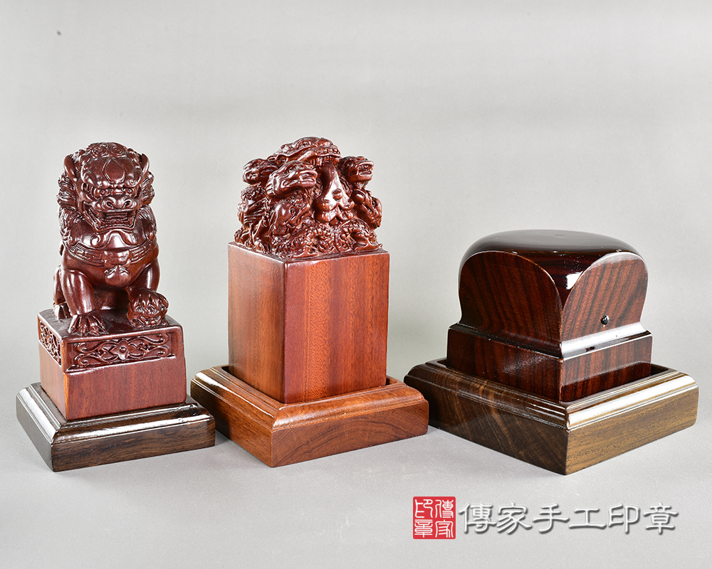 實木底座大合照(不包含印章) 實木底座大合照(不包含印章)