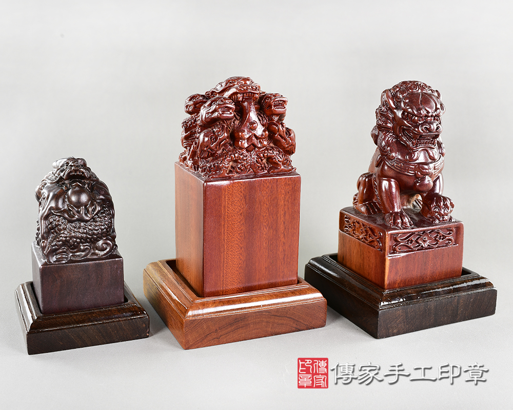 實木底座大合照(不包含印章) 實木底座大合照(不包含印章)