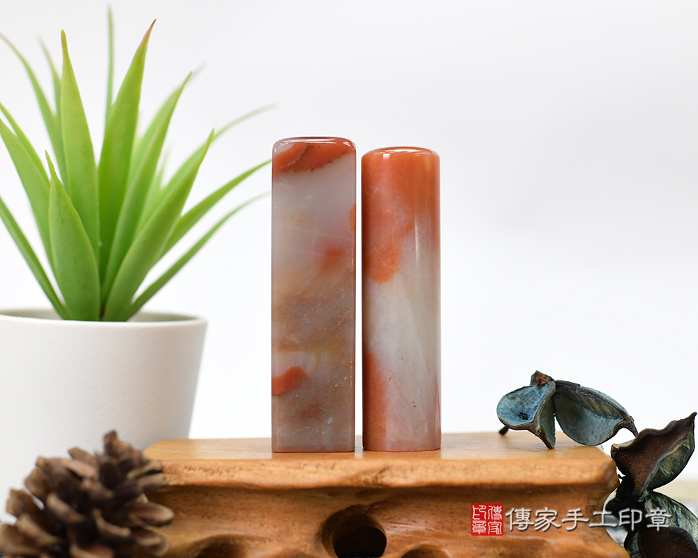 三色集於一身~三彩漢玉臍帶胎毛印章 傳家手工印章-台南店113.10.8 三色集於一身~三彩漢玉臍帶胎毛印章 傳家手工印章-台南店113.10.8