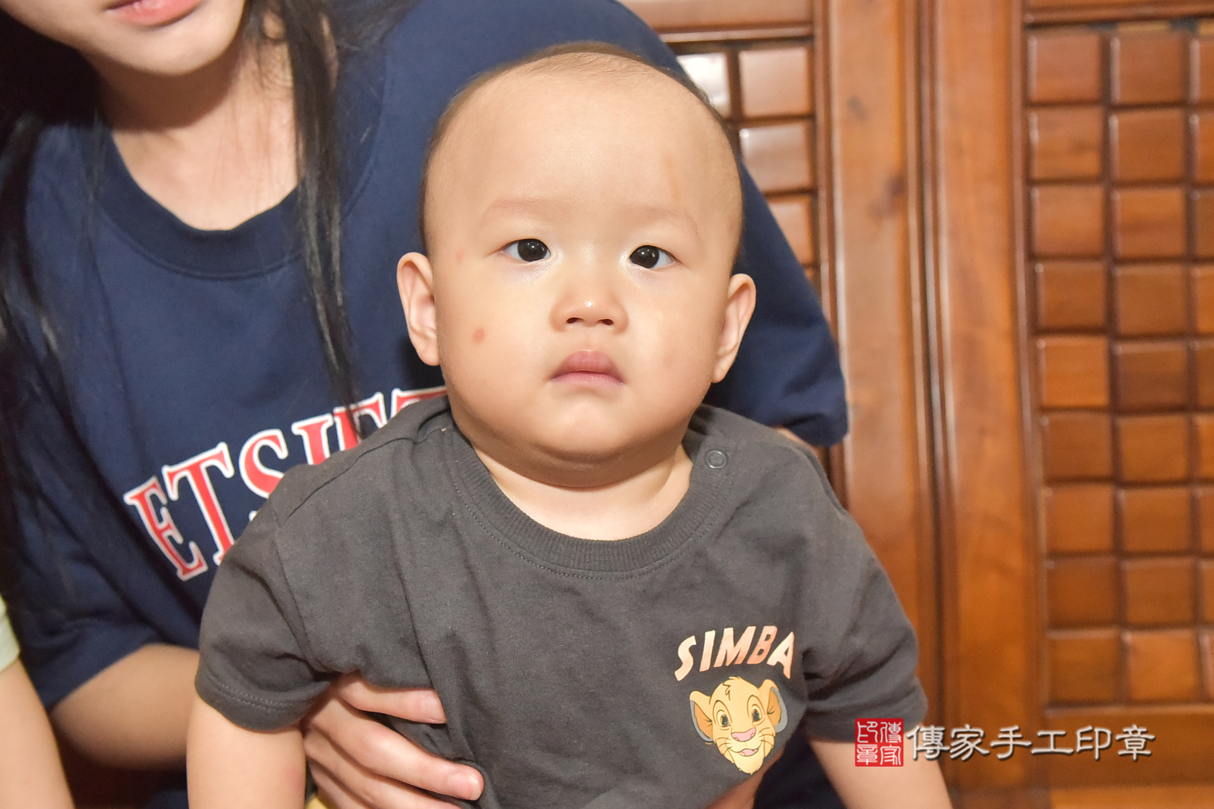 小順寶寶和小金寶寶(台中市西屯區到府嬰兒小順寶寶和小金寶寶滿月剃頭理髮、到府嬰兒剃胎毛儀式吉祥話)。到府剃頭剃胎毛主持、專業拍照、證書。★購買「臍帶章、肚臍章、胎毛筆刷印章」贈送：剃頭、收涎、抓周，三選一。2024.10.13，照片5
