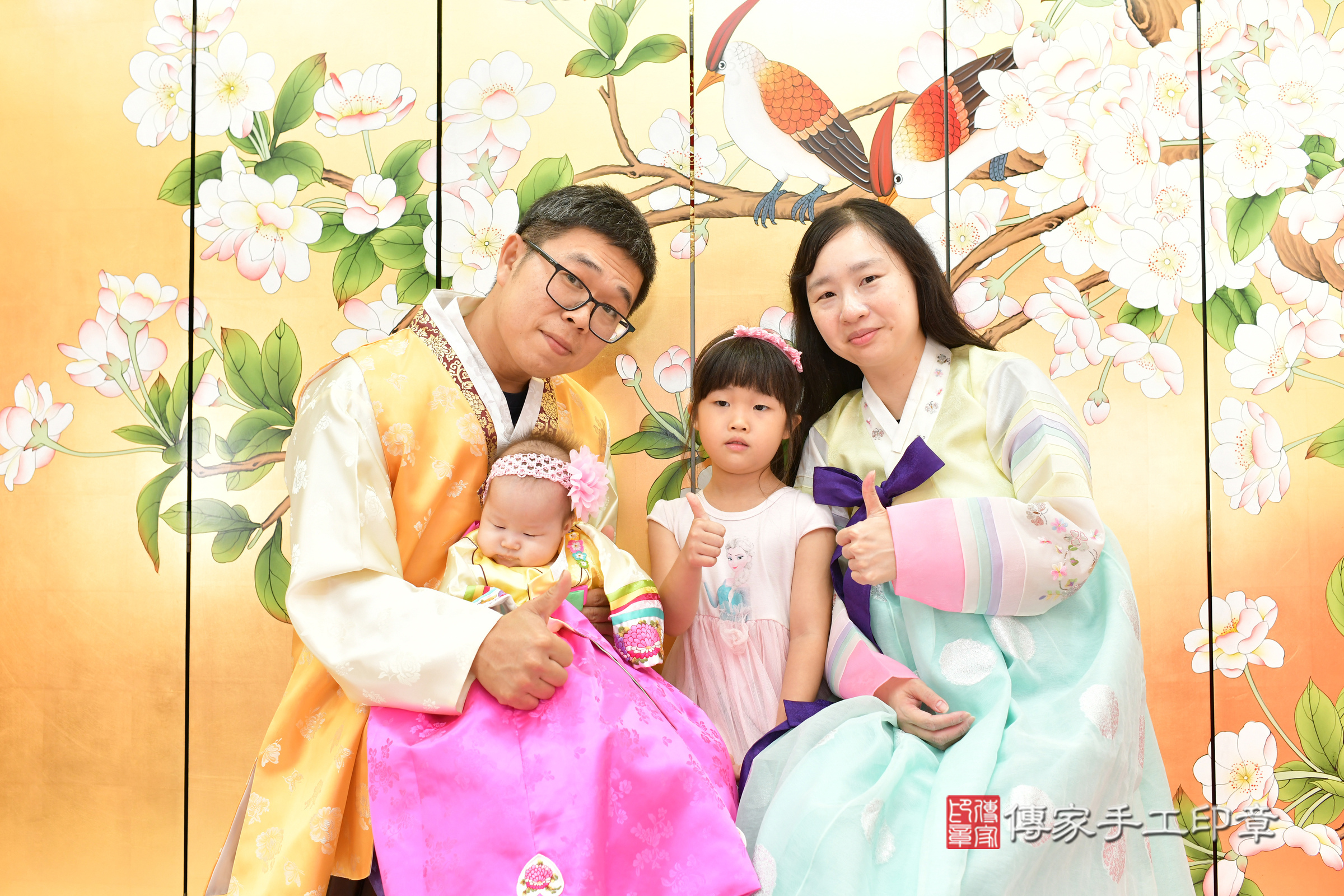 台中市北區小慈寶寶收涎推薦：傳家台中店收涎中國風會場，嬰兒古禮收涎收口水流程儀式、收涎吉祥話、收涎餅乾、收涎拍照。收涎證書。2024.11.17，照片4