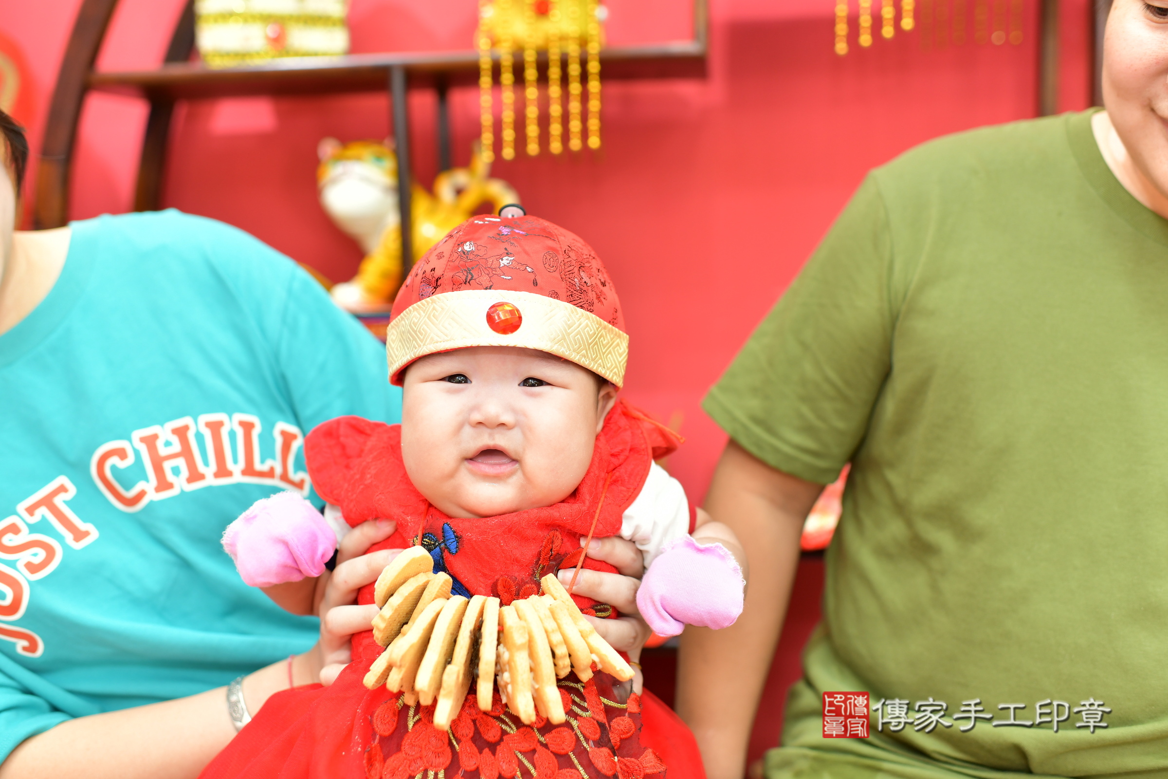 台中市北區卉卉寶寶收涎推薦：傳家台中店收涎中國風會場，嬰兒古禮收涎收口水流程儀式、收涎吉祥話、收涎餅乾、收涎拍照。收涎證書。2024.11.17，照片9
